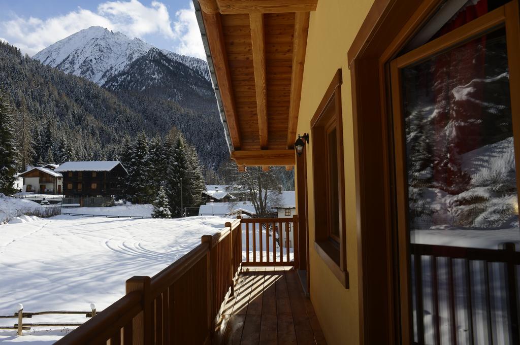 Le Nid De L'Aigle Hotel Champoluc Room photo